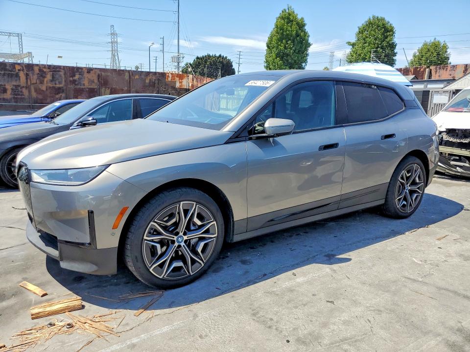 66427506 :رقم المزاد ، WB523CF01RCP42861 vin ، 2024 Bmw Ix مزاد بيع