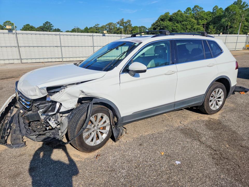68108956 :رقم المزاد ، 3VV3B7AX7JM087150 vin ، 2018 Volkswagen Tiguan مزاد بيع