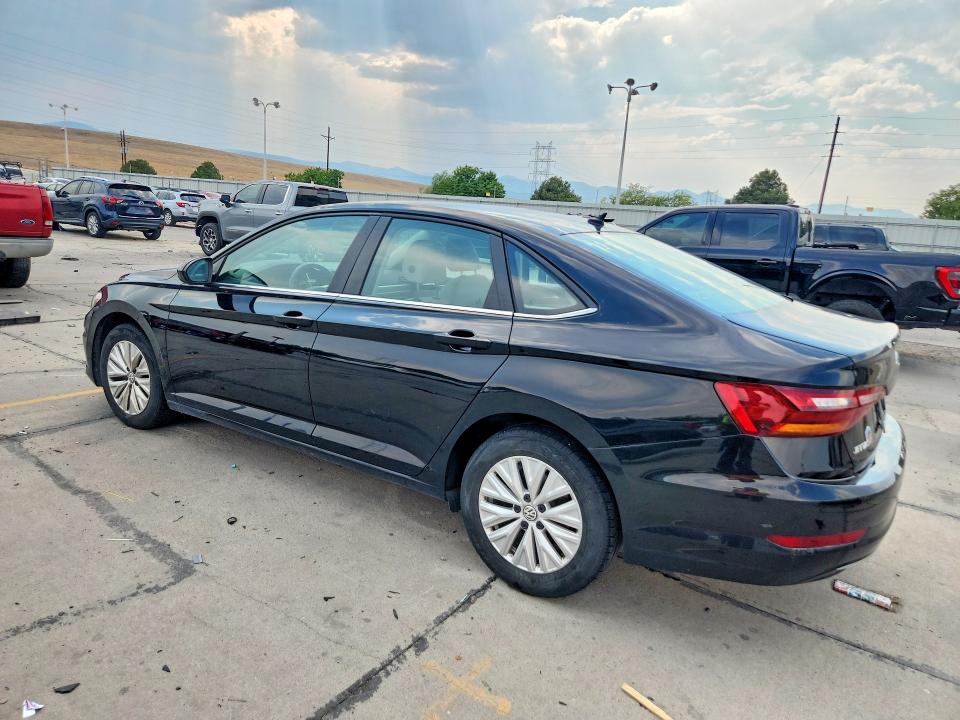 63337816 :رقم المزاد ، 3VWN57BU4KM215233 vin ، 2019 Volkswagen Jetta مزاد بيع