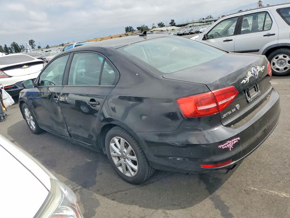 65161616 :رقم المزاد ، 3VWD17AJ3FM268638 vin ، 2015 Volkswagen Jetta مزاد بيع
