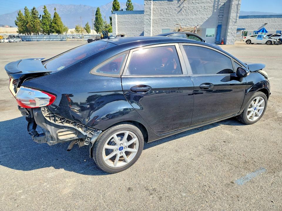 65026156 :رقم المزاد ، 3FADP4BJ6GM121056 vin ، 2016 Ford Fiesta مزاد بيع
