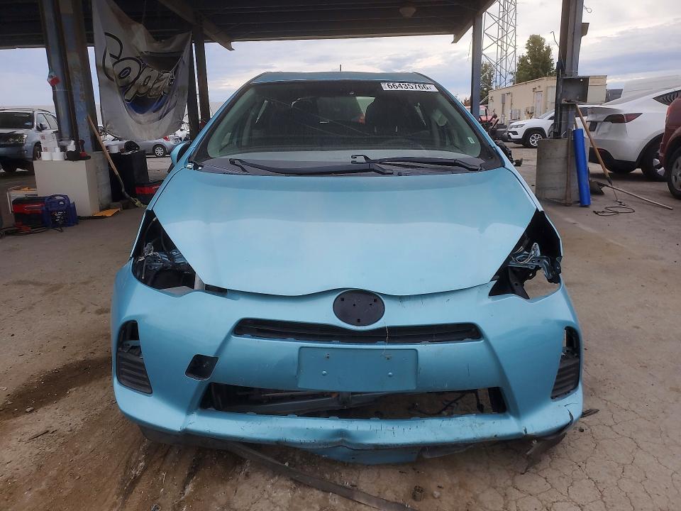 Продажа на аукционе авто 2013 Toyota Prius C, vin: JTDKDTB31D1038956, номер лота: 66435766