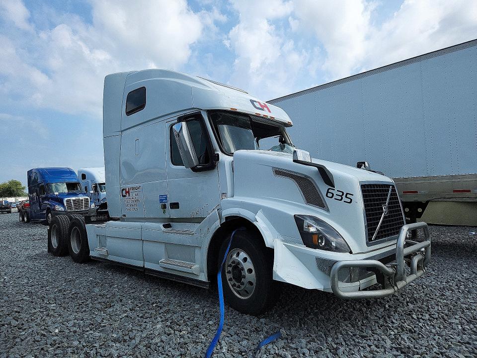 Aukcja sprzedaży 2016 Volvo Vn, vin: 4V4NC9EH8GN950138, numer aukcji: 64216416