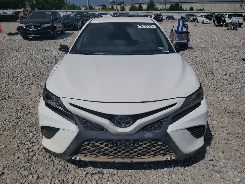 66766586 :رقم المزاد ، 4T1G11AK8LU356139 vin ، 2020 Toyota Camry مزاد بيع