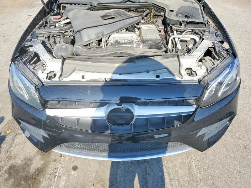 65234996 :رقم المزاد ، WDDZF4JB4HA055978 vin ، 2017 Mercedes-benz E مزاد بيع