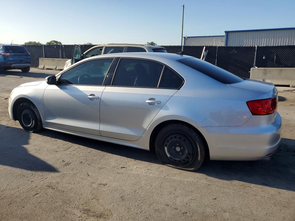 65405116 :رقم المزاد ، 3VWD07AJ9EM239775 vin ، 2014 Volkswagen Jetta مزاد بيع
