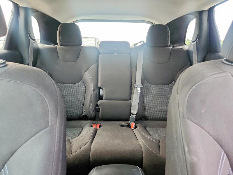2019 Jeep Cherokee მანქანა იყიდება აუქციონზე, vin: 1C4PJLCB8KD444216, აუქციონის ნომერი: 64678496