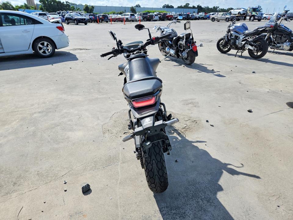 Продаж на аукціоні авто 2024 Husqvarna Vitpilen 401/svartpilen 401, vin: MD2JUJ403RN211065, номер лоту: 64340056