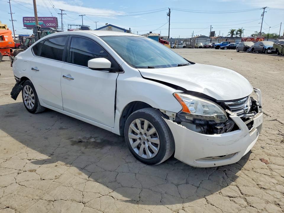 2015 Nissan Sentra მანქანა იყიდება აუქციონზე, vin: 3N1AB7AP7FY372844, აუქციონის ნომერი: 67294106