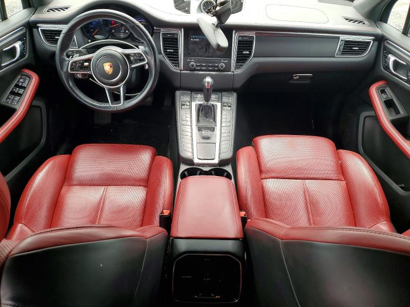 64244616 :رقم المزاد ، WP1AA2A54JLB11351 vin ، 2018 Porsche Macan مزاد بيع