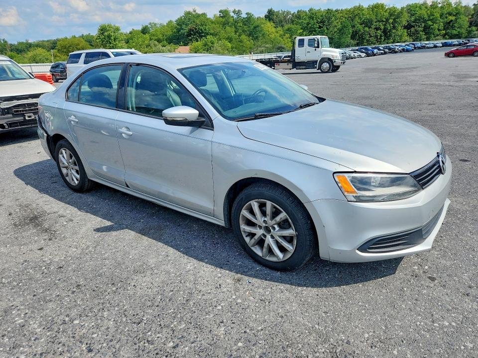 66007476 :رقم المزاد ، 3VWDP7AJ8CM323157 vin ، 2012 Volkswagen Jetta مزاد بيع