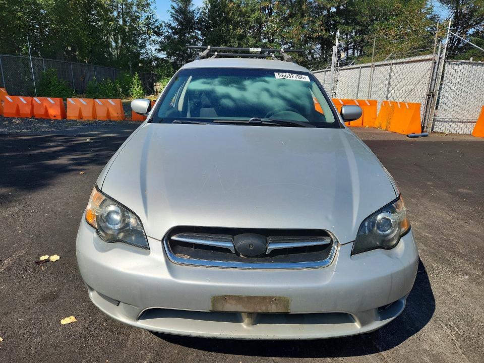 2005 Subaru Legacy მანქანა იყიდება აუქციონზე, vin: 4S3BP616957333631, აუქციონის ნომერი: 66632706