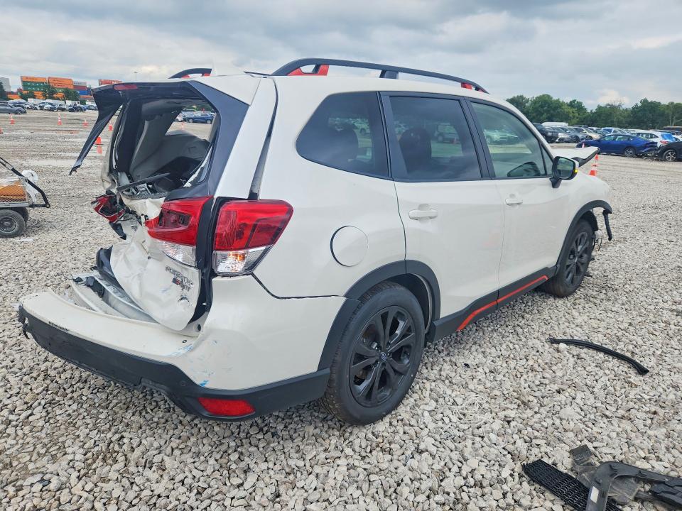 Продаж на аукціоні авто 2022 Subaru Forester, vin: JF2SKAJCXNH506642, номер лоту: 63796986