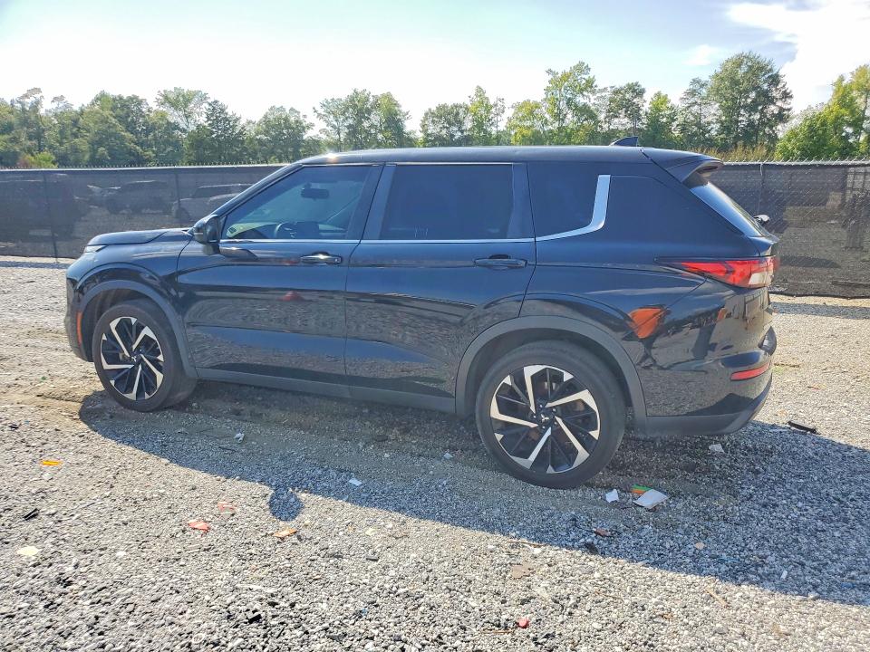 67107526 :رقم المزاد ، JA4J3TA87NZ002729 vin ، 2022 Mitsubishi Outlander مزاد بيع