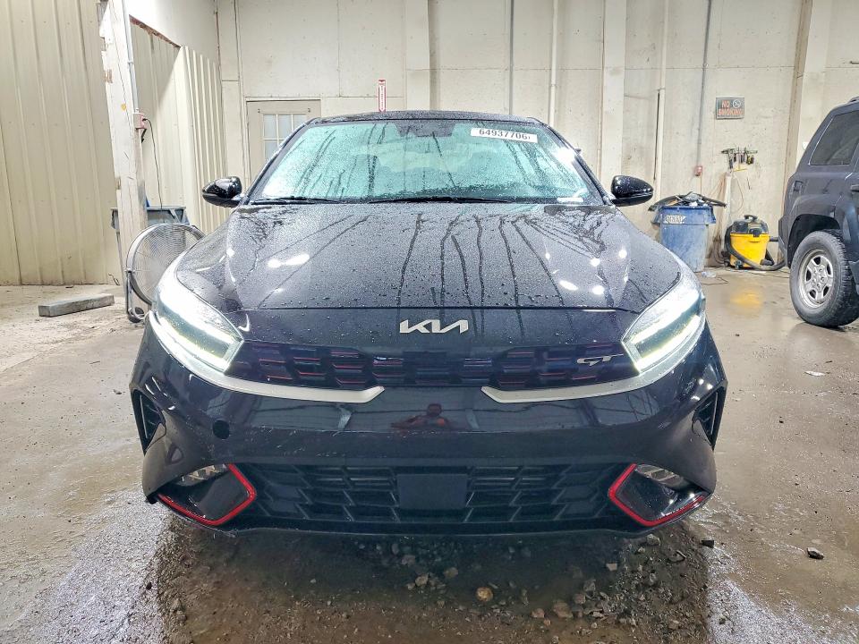 64937706 :رقم المزاد ، 3KPF44AC8NE451724 vin ، 2022 Kia Forte مزاد بيع