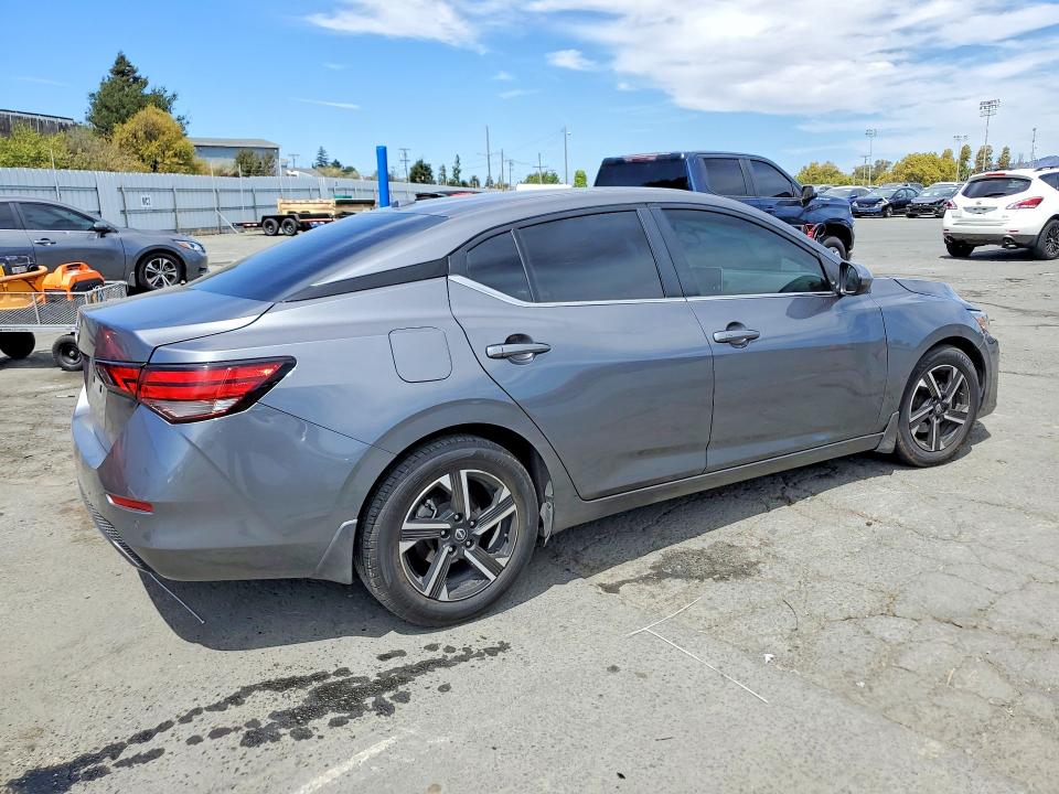 2025 Nissan Sentra მანქანა იყიდება აუქციონზე, vin: 3N1AB8CV3SY242247, აუქციონის ნომერი: 65044856
