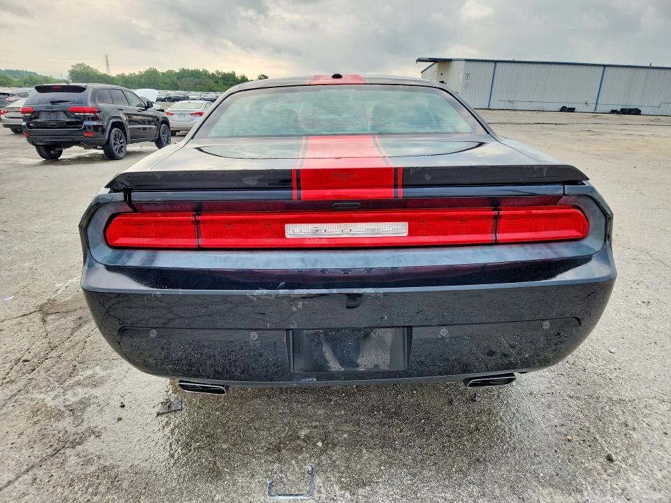 64005376 :رقم المزاد ، 2C3CDYAG6EH274385 vin ، 2014 Dodge Challenger مزاد بيع