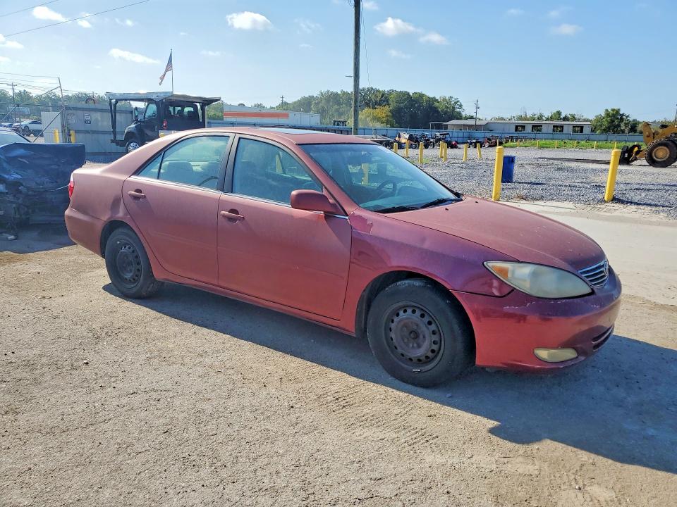 64701946 :رقم المزاد ، 4T1BE32K35U018871 vin ، 2005 Toyota Camry مزاد بيع
