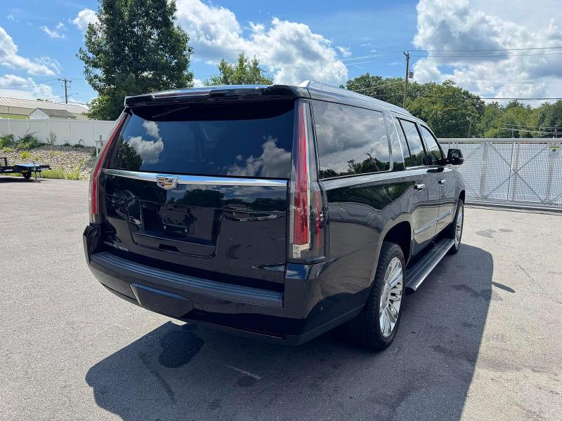 2019 Cadillac Escalade მანქანა იყიდება აუქციონზე, vin: 1GYS4KKJXKR103496, აუქციონის ნომერი: 66232456