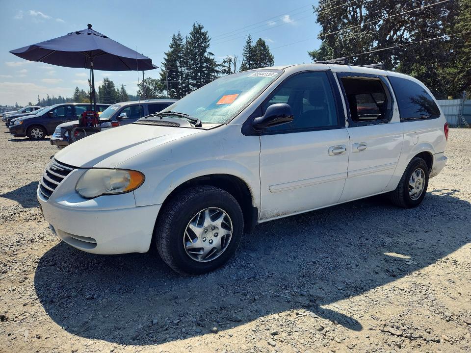 65544136 :رقم المزاد ، 2C4GP44R45R439631 vin ، 2005 Chrysler Town & Country مزاد بيع