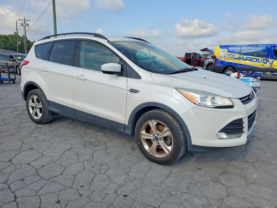 Продажа на аукционе авто 2016 Ford Escape, vin: 1FMCU0GX1GUC62855, номер лота: 63998356