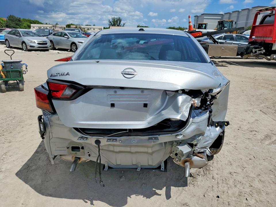 2026 Nissan Altima მანქანა იყიდება აუქციონზე, vin: 1N4BL4DV3TN335201, აუქციონის ნომერი: 66249956