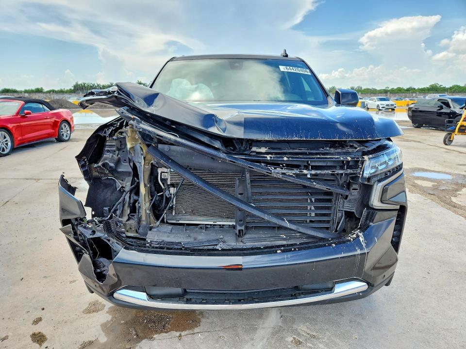 Продажа на аукционе авто 2022 Chevrolet Suburban, vin: 1GNSCCKD5NR120663, номер лота: 64420406