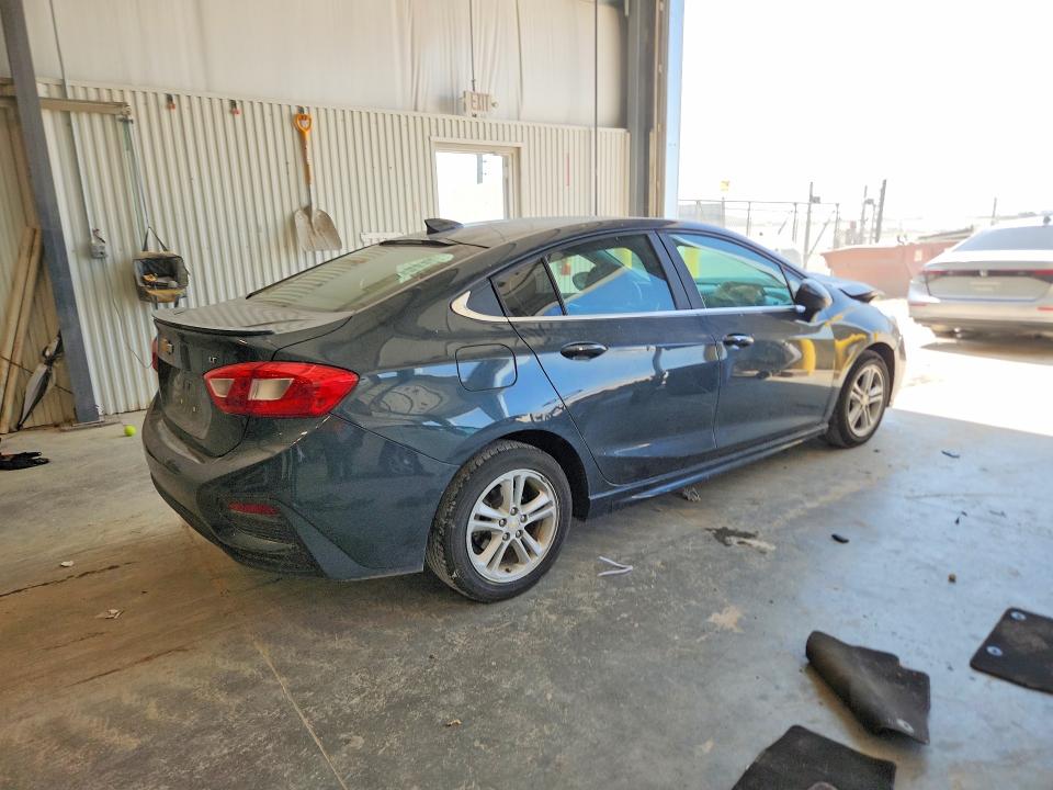 Продаж на аукціоні авто 2017 Chevrolet Cruze, vin: 1G1BE5SM0H7127687, номер лоту: 65920506
