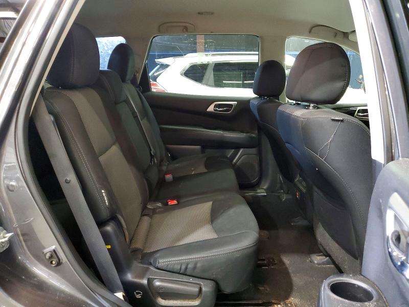 64262486 :رقم المزاد ، 5N1DR2MMXJC664091 vin ، 2018 Nissan Pathfinder مزاد بيع