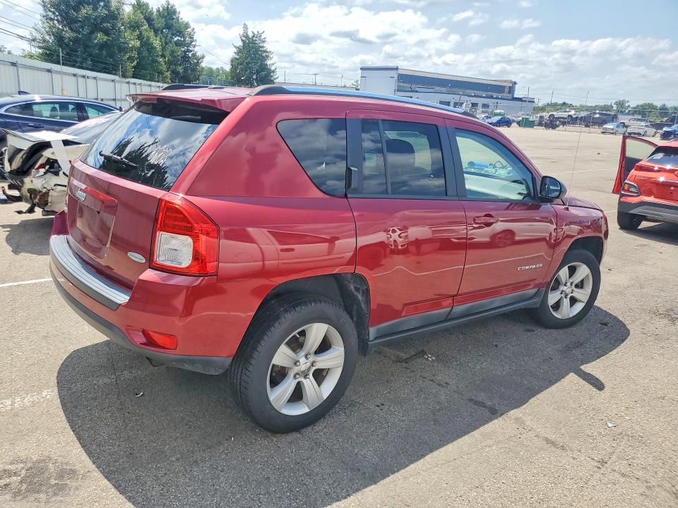 2011 Jeep Compass მანქანა იყიდება აუქციონზე, vin: 1J4NF1FBXBD145524, აუქციონის ნომერი: 64009966