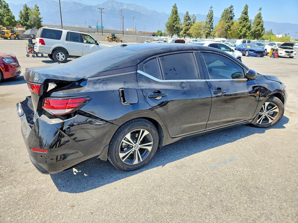 64316166 :رقم المزاد ، 3N1AB8CV3MY323798 vin ، 2022 Nissan Sentra مزاد بيع