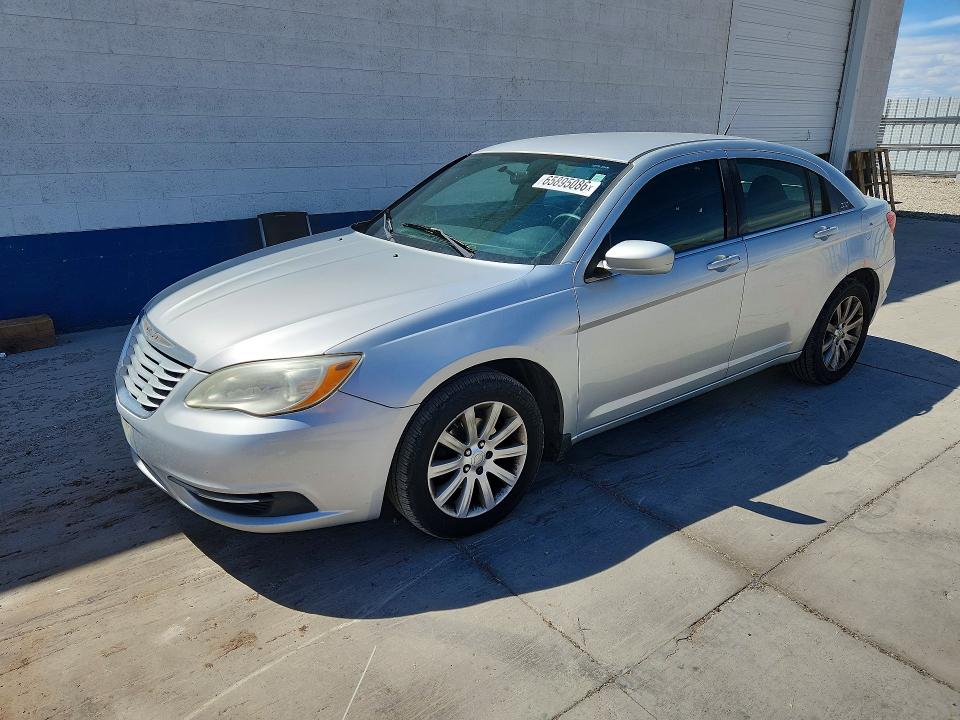 65895086 :رقم المزاد ، 1C3BC1FB7BN531124 vin ، 2011 Chrysler 200 مزاد بيع