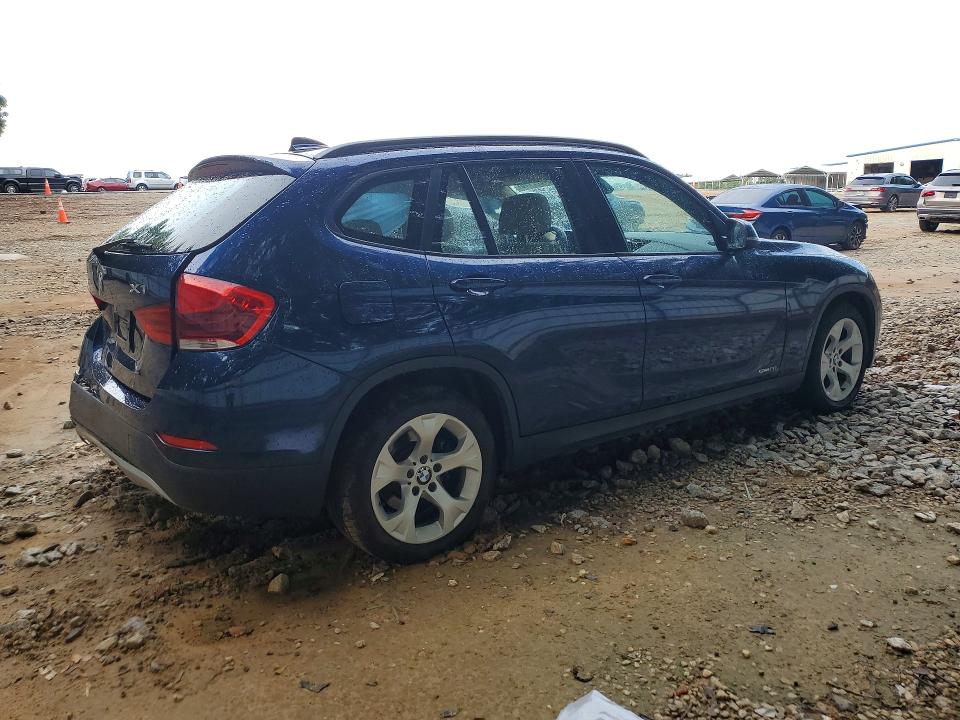 Продаж на аукціоні авто 2015 Bmw X1, vin: WBAVM1C56FV315465, номер лоту: 64677116