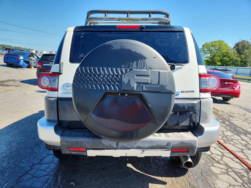 Продажа на аукционе авто 2012 Toyota Fj Cruiser, vin: JTEBU4BF8CK136189, номер лота: 63926616