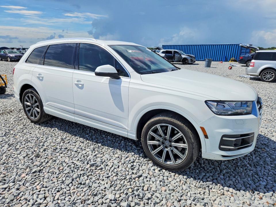 Продажа на аукционе авто 2017 Audi Q7, vin: WA1VAAF76HD056178, номер лота: 65902816