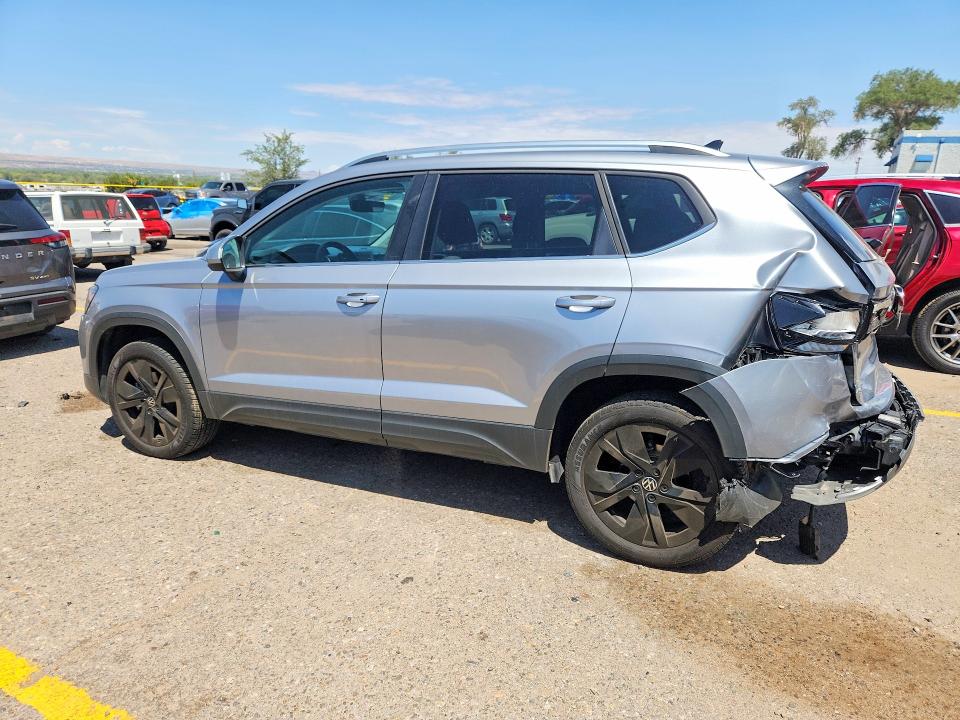63722626 :رقم المزاد ، 3VVSC7B27SM009559 vin ، 2025 Volkswagen Taos مزاد بيع