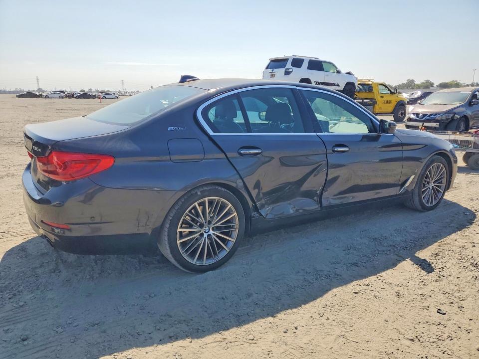 Продажа на аукционе авто 2018 Bmw 530e, vin: WBAJA9C53JG622854, номер лота: 64431516