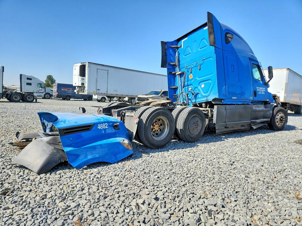 2021 Freightliner Cascadia 126 მანქანა იყიდება აუქციონზე, vin: 1FUJHHDR7MLMJ5737, აუქციონის ნომერი: 64486656