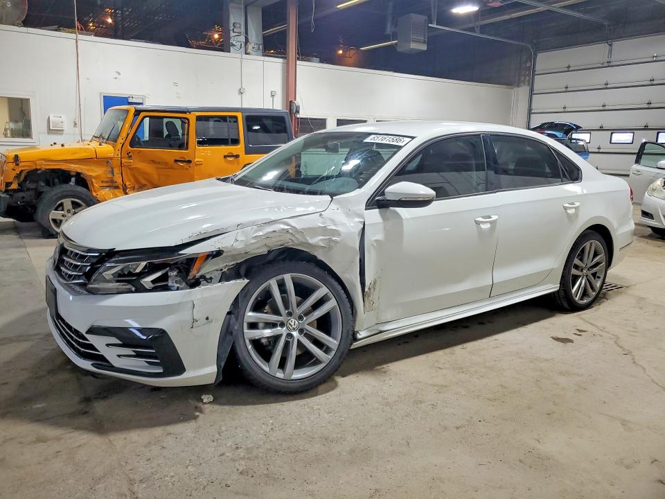 65161586 :رقم المزاد ، 1VWAA7A39JC028363 vin ، 2018 Volkswagen Passat مزاد بيع