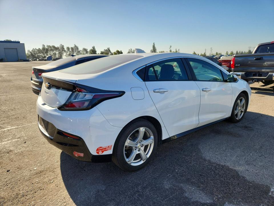 63436526 :رقم المزاد ، 1G1RC6S5XHU203002 vin ، 2017 Chevrolet Volt مزاد بيع
