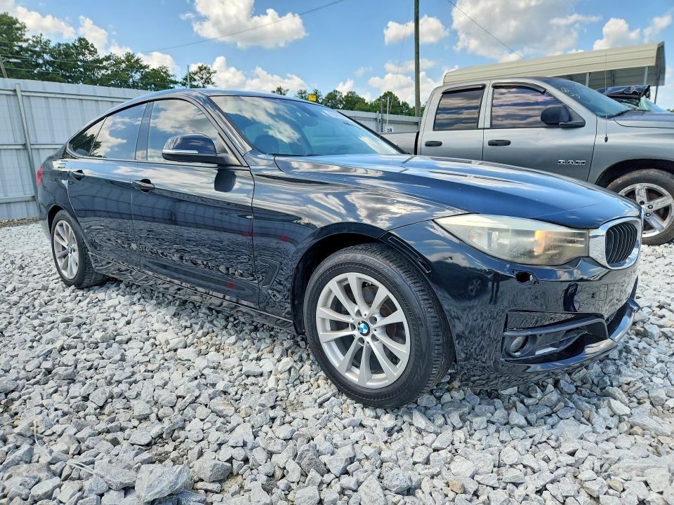 65489836 :رقم المزاد ، WBA8Z5C53FD672162 vin ، 2015 Bmw 328 مزاد بيع