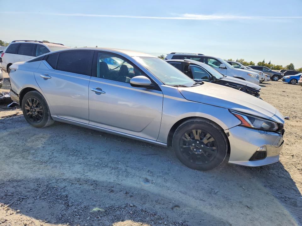 Продажа на аукционе авто 2020 Nissan Altima, vin: 1N4BL4BV5LC256482, номер лота: 64600436