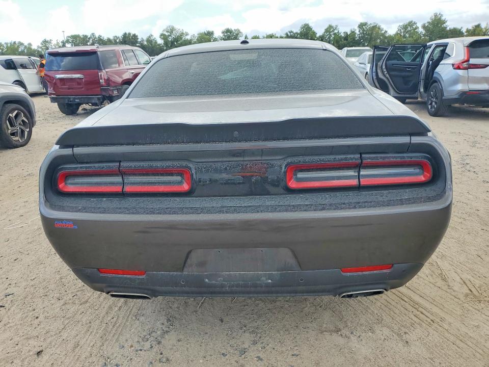 65166806 :رقم المزاد ، 2C3CDZJG8PH662551 vin ، 2023 Dodge Challenger مزاد بيع
