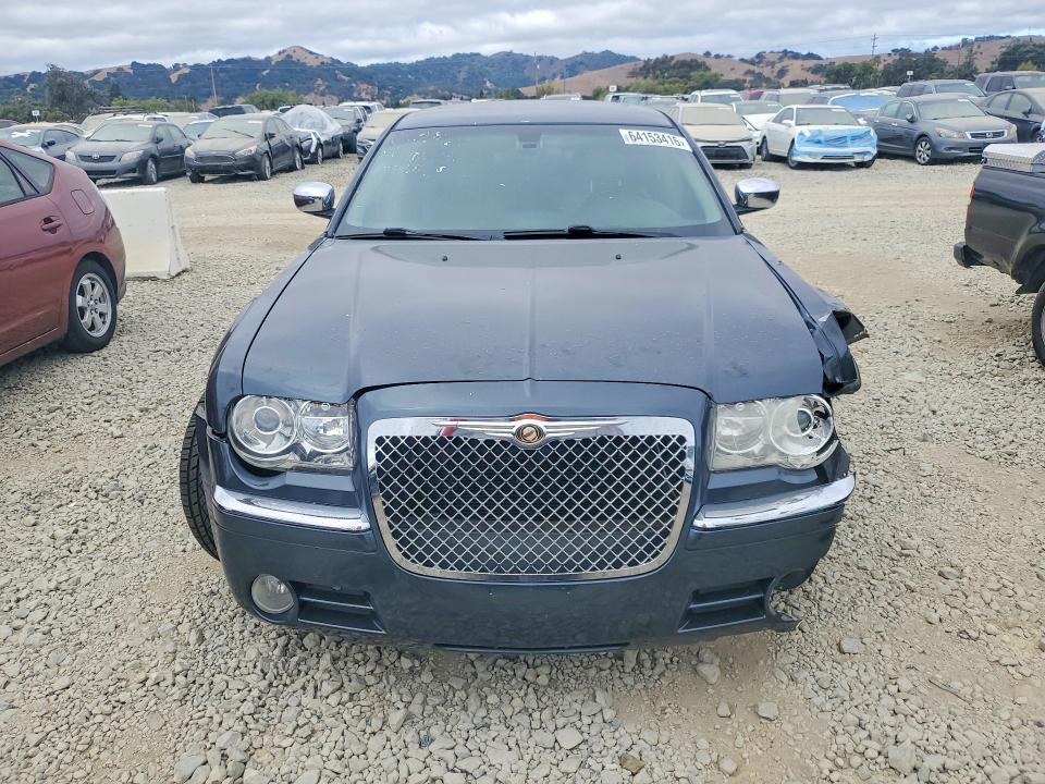 Продажа на аукционе авто 2007 Chrysler 300c, vin: 2C3KA63H97H898277, номер лота: 64153416
