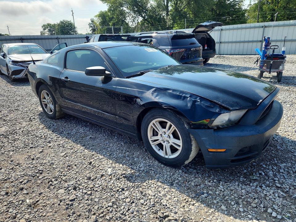 Продажа на аукционе авто 2014 Ford Mustang, vin: 1ZVBP8AM1E5215964, номер лота: 65111806