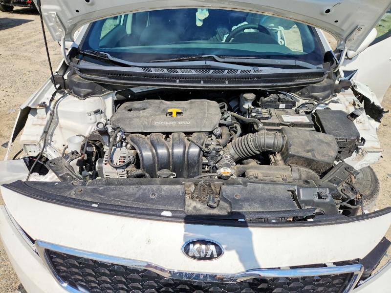 2017 Kia Forte მანქანა იყიდება აუქციონზე, vin: 3KPFK4A77HE064613, აუქციონის ნომერი: 65844346