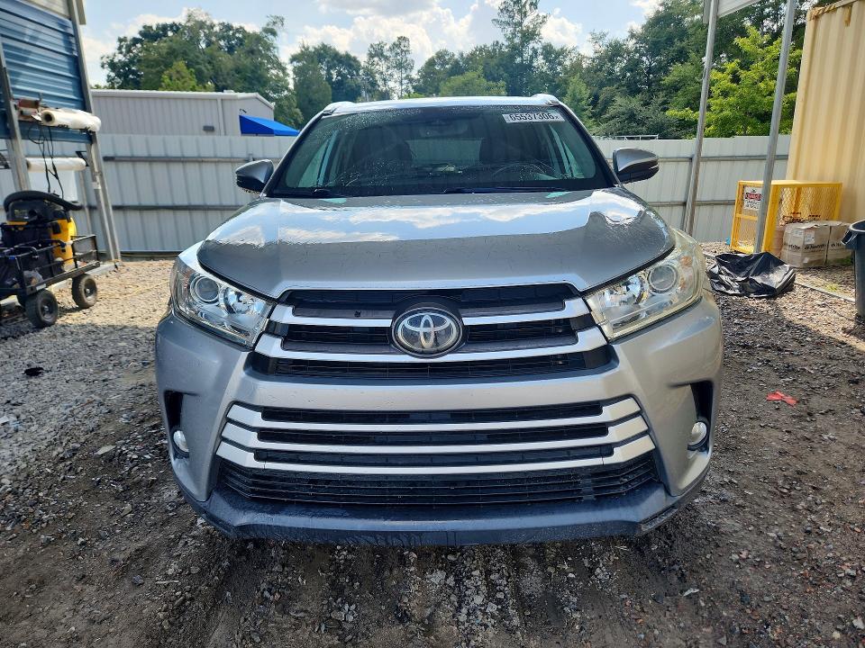 Продажа на аукционе авто 2018 Toyota Highlander, vin: 5TDKZRFH3JS548119, номер лота: 65537306