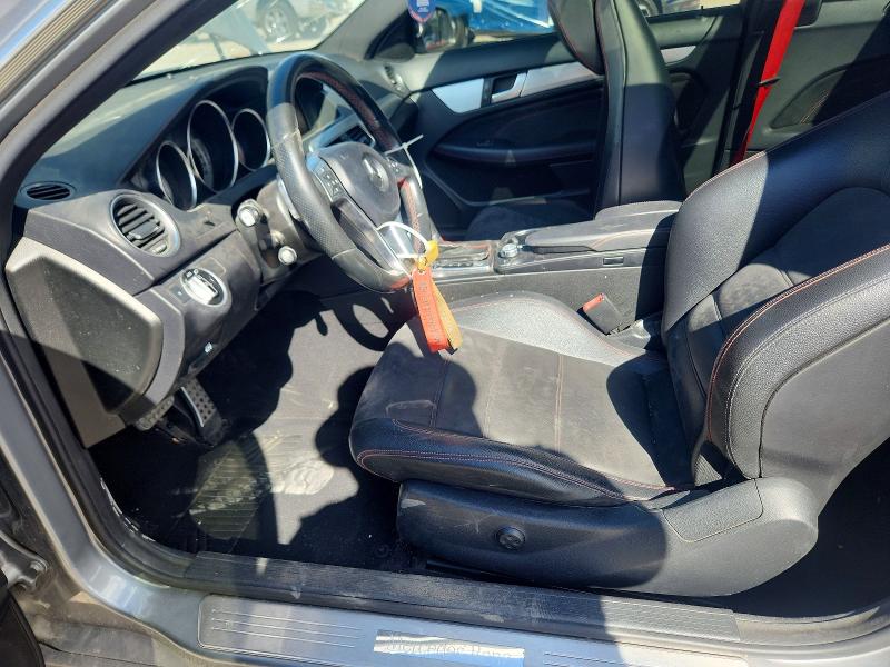 65551636 :رقم المزاد ، WDDGJ8JB3FG442321 vin ، 2015 Mercedes-benz C مزاد بيع