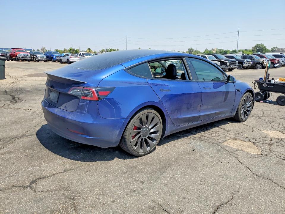 64263836 :رقم المزاد ، 5YJ3E1EC5MF997186 vin ، 2021 Tesla Model 3 مزاد بيع