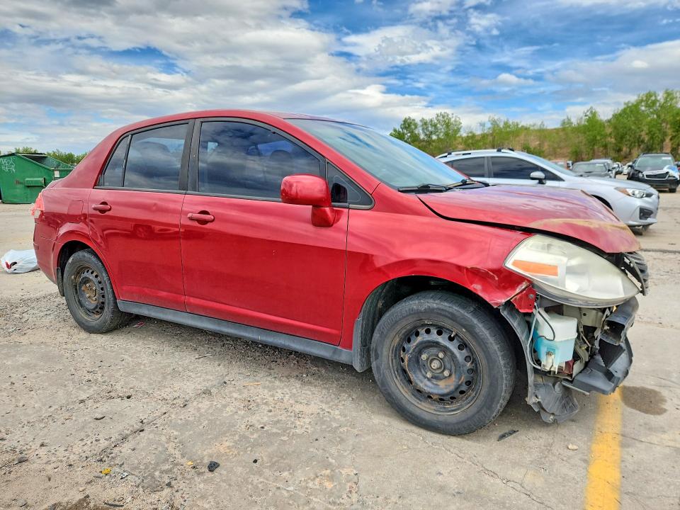 2010 Nissan Versa მანქანა იყიდება აუქციონზე, vin: 3N1BC1AP0AL408359, აუქციონის ნომერი: 67197696